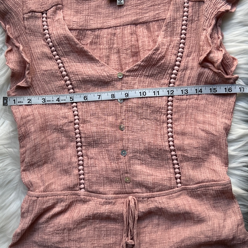 Twine & String Pink Ruffled Women's Top - Picture 7 of 9